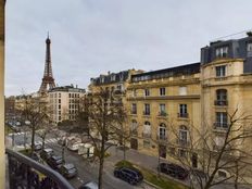 Appartamento in vendita a Tour Eiffel, Invalides – Ecole Militaire, Saint-Thomas d’Aquin Île-de-France Parigi