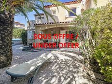 Villa in vendita a Sainte-Maxime Provenza-Alpi-Costa Azzurra Var