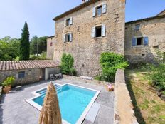 Casa di lusso in vendita a Les Vans Alvernia-Rodano-Alpi Ardèche