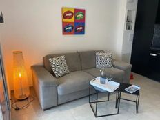 Appartamento in rent/daily a Antibes Provenza-Alpi-Costa Azzurra Alpi Marittime