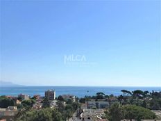 Prestigioso appartamento di 60 m² in affitto Antibes, Francia