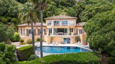 Villa in vendita a Cavalaire-sur-Mer Provenza-Alpi-Costa Azzurra Var