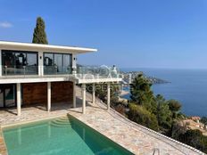 Prestigiosa villa di 200 mq in vendita Théoule-sur-Mer, Provenza-Alpi-Costa Azzurra