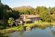 Casa di prestigio di 846 mq in vendita Saint-Martin-de-Seignanx, Francia