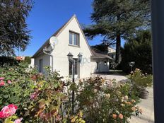 Casa di lusso in vendita a Coulommiers Île-de-France Seine-et-Marne