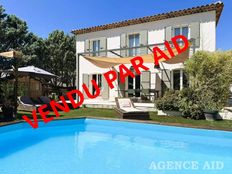 Villa in vendita a Cuges-les-Pins Provenza-Alpi-Costa Azzurra Bocche del Rodano