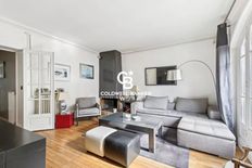 Appartamento di lusso di 92 m² in vendita Courbevoie, Île-de-France