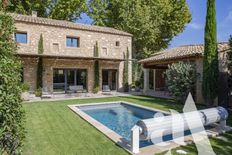 Prestigioso casale di 155 mq in affitto Maussane-les-Alpilles, Francia