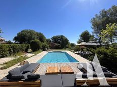 Prestigioso casale di 300 mq in affitto Saint-Rémy-de-Provence, Provenza-Alpi-Costa Azzurra