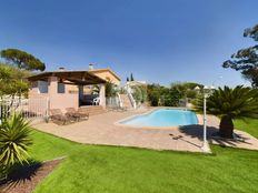 Villa in vendita a Roquebrune-sur-Argens Provenza-Alpi-Costa Azzurra Var