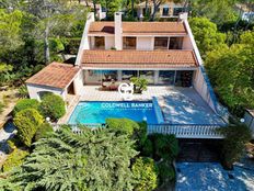 Casa di lusso in vendita a Saint-Raphaël Provenza-Alpi-Costa Azzurra Var