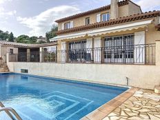 Villa in vendita a Les Adrets-de-l\'Estérel Provenza-Alpi-Costa Azzurra Var