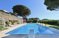 Esclusiva villa di 300 mq in affitto Saint-Tropez, Provenza-Alpi-Costa Azzurra