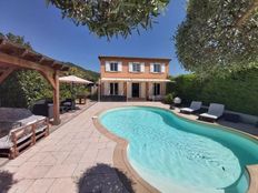 Casa di lusso di 121 mq in vendita Le Val, Provenza-Alpi-Costa Azzurra