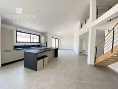 Duplex di prestigio di 144 mq in vendita La Londe-les-Maures, Provenza-Alpi-Costa Azzurra