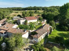 Casa di lusso in vendita a Angoulême Nouvelle-Aquitaine Charente