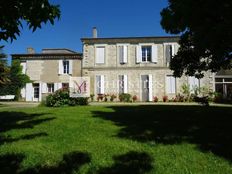 Casale di 550 mq in vendita Libourne, Francia