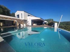 Casa di lusso in vendita a Hyères Provenza-Alpi-Costa Azzurra Var