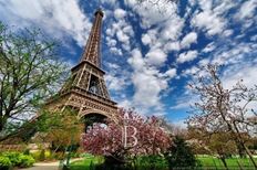 Appartamento di prestigio in vendita Tour Eiffel, Invalides – Ecole Militaire, Saint-Thomas d’Aquin, Parigi, Île-de-France