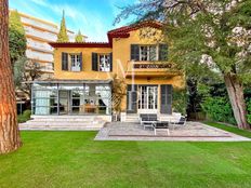 Prestigiosa villa di 330 mq in affitto Cannes, Provenza-Alpi-Costa Azzurra