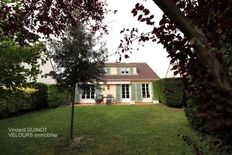 Casa di prestigio in vendita Saint-Germain-en-Laye, Francia