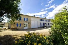 Casa di lusso in vendita a Gémozac Nouvelle-Aquitaine Charente-Maritime