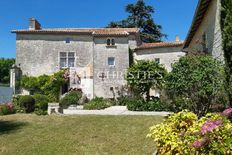 Casa di prestigio di 500 mq in vendita Tusson, Aquitania-Limosino-Poitou-Charentes