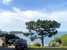 Appartamento di lusso di 130 m² in vendita Dinard, Francia