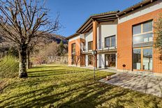 Prestigiosa villa di 298 mq in vendita Bioggio, Ticino