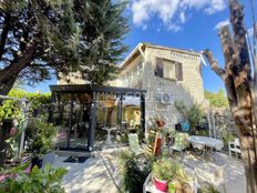 Casa di lusso di 150 mq in vendita Gordes, Francia