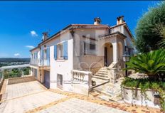 Prestigiosa casa di 181 mq in vendita Saint-Paul, Provenza-Alpi-Costa Azzurra