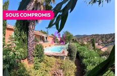 Villa in vendita a La Londe-les-Maures Provenza-Alpi-Costa Azzurra Var