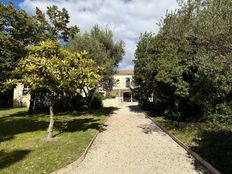 Prestigiosa villa di 260 mq in vendita Uzès, Linguadoca-Rossiglione-Midi-Pirenei