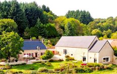 Prestigiosa casa in vendita Saint-Saulge, Francia