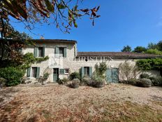 Casa di lusso in vendita a Bergerac Nouvelle-Aquitaine Dordogna