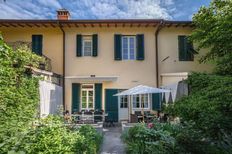 Appartamento di prestigio di 250 m² in vendita Firenze, Italia