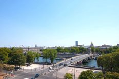 Appartamento in affitto mensile a Champs-Elysées, Madeleine, Triangle d’or Île-de-France Parigi