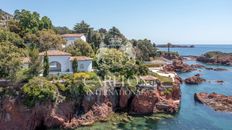 Villa in vendita a Saint-Raphaël Provenza-Alpi-Costa Azzurra Var