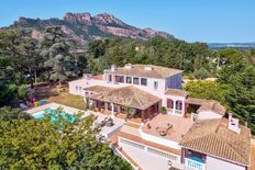 Casa di prestigio in vendita Roquebrune-sur-Argens, Provenza-Alpi-Costa Azzurra