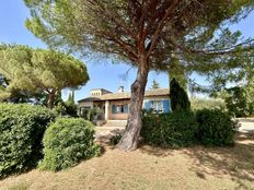 Casa di 180 mq in vendita Fontvieille, Provenza-Alpi-Costa Azzurra