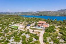 Prestigiosa casa in vendita Sebenico, Sibenik-Knin