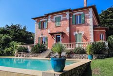 Prestigiosa villa di 195 mq in vendita Mandelieu-la-Napoule, Provenza-Alpi-Costa Azzurra