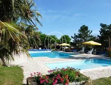 Albergo in vendita a Saujon Nouvelle-Aquitaine Charente-Maritime