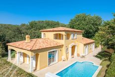 Prestigiosa casa in vendita Aix-en-Provence, Provenza-Alpi-Costa Azzurra