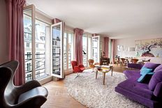 Prestigioso appartamento di 98 m² in vendita Tour Eiffel, Invalides – Ecole Militaire, Saint-Thomas d’Aquin, Parigi, Île-de-France