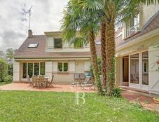 Casa di lusso in vendita a Jouy-en-Josas Île-de-France Yvelines