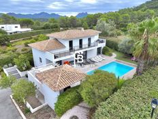 Casa di lusso in vendita a Saint-Raphaël Provenza-Alpi-Costa Azzurra Var