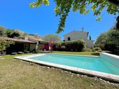 Prestigiosa casa in vendita Manosque, Provenza-Alpi-Costa Azzurra