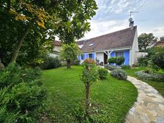 Casa di 122 mq in vendita Mandres-les-Roses, Francia