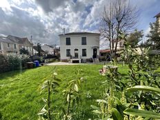 Prestigiosa casa in vendita Le Raincy, Île-de-France